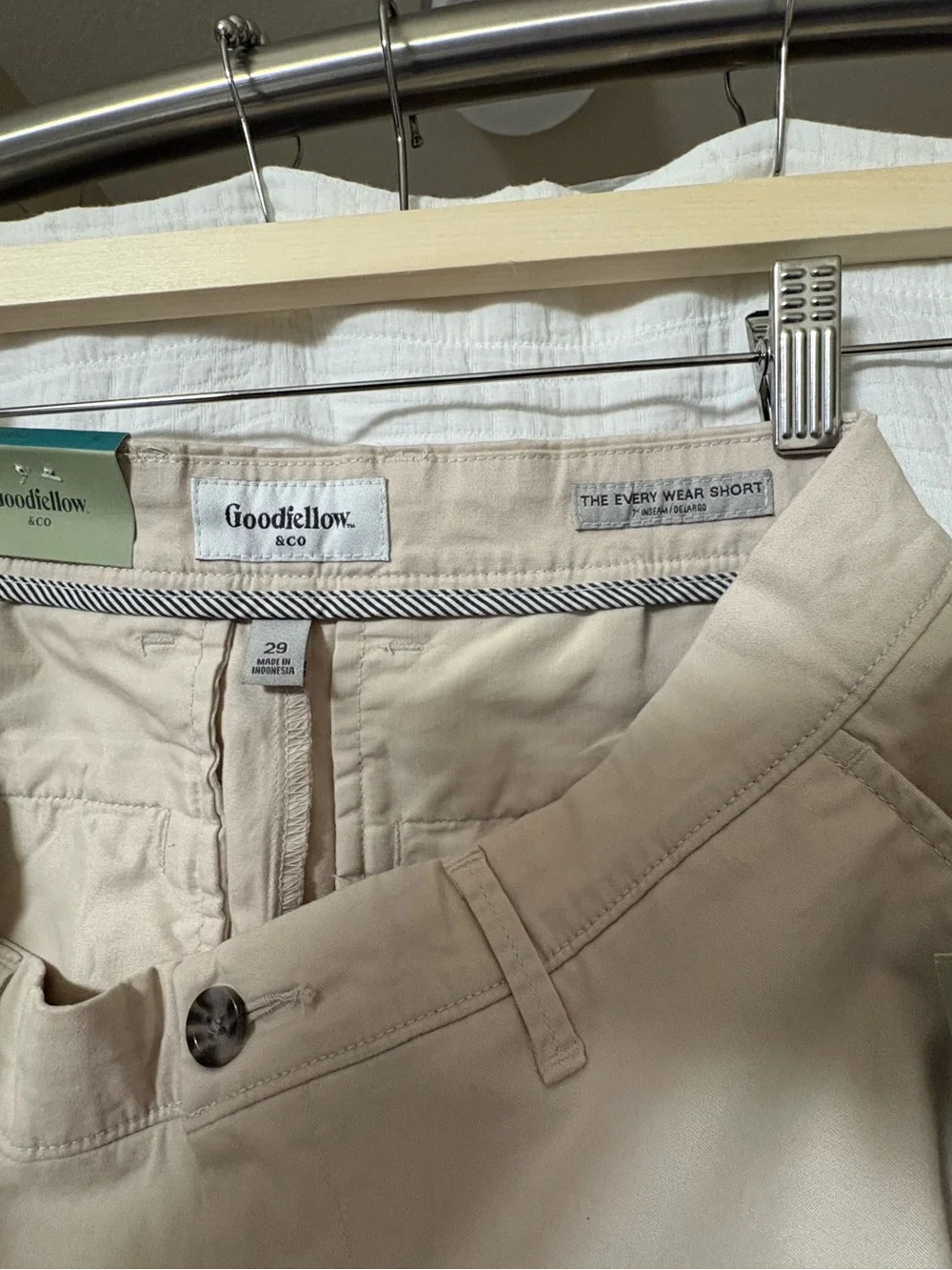Banana Republic Beige Flat-Front Cotton Shorts